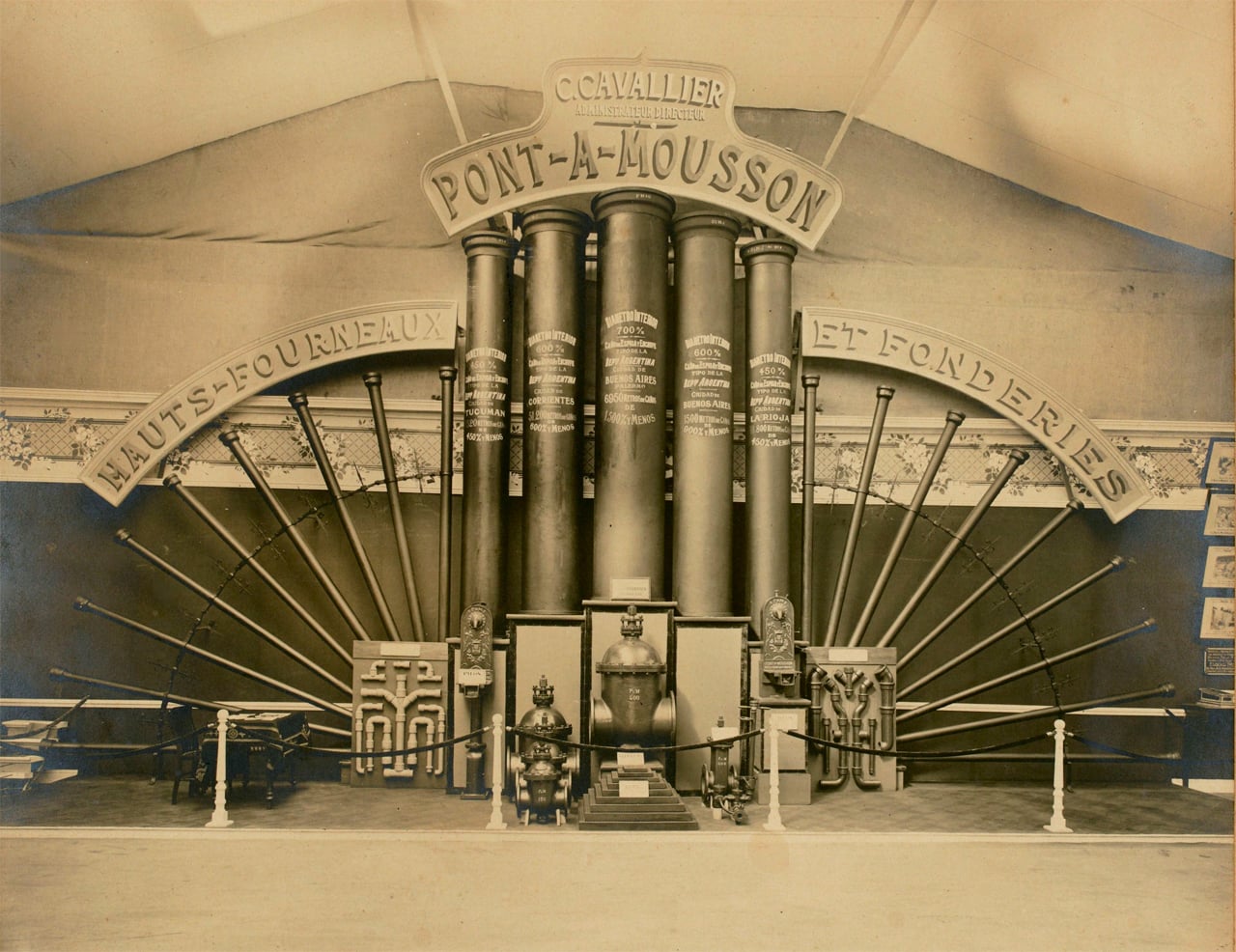 Stand des Fonderies de Pont-à-Mousson à l’Exposition universelle de Buenos Aires, 1910