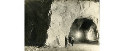 Carrière souterraine des Plâtrières du Sud-Est à Saint-Jean-de-Maurienne, années 1920