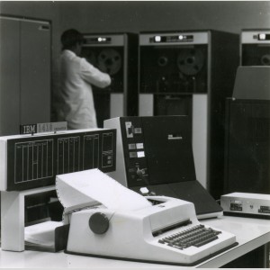 Service informatique du siège social de la Compagnie de Pont-à-Mousson dans les années 1960
