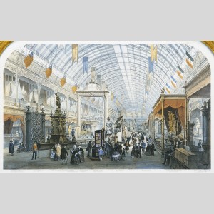 L'intérieur du Palais de l'Industrie lors de l'Exposition universelle de Paris en 1855 : vue du stand et de la grande glace présentée par Saint-Gobain