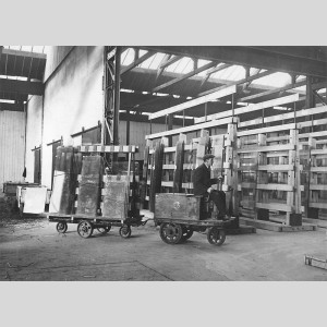 Voiturette pour le transport des glaces au Magasin du Poli de Stolberg, 1922