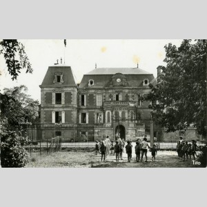 La colonie de vacances de Poliet et Chausson au château de Lormont, années 1950