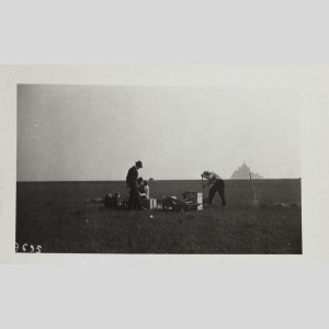 Chantier d'essai de canalisations Pont-à-Mousson dans la baie du Mont-Saint-Michel en 1937