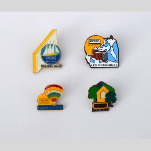 Pin’s Isover, années 1990