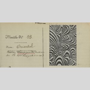 Le modèle de verre imprimé "Oriental" pour le métro de Paris par Guimard et Champigneulle