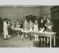 Elèves de l'école ménagère de Pont-à-Mousson dans les années 1930