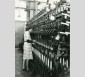 Atelier de filature de l’usine de Rantigny : retordage de la silionne sur machine Bonamone, octobre 1943